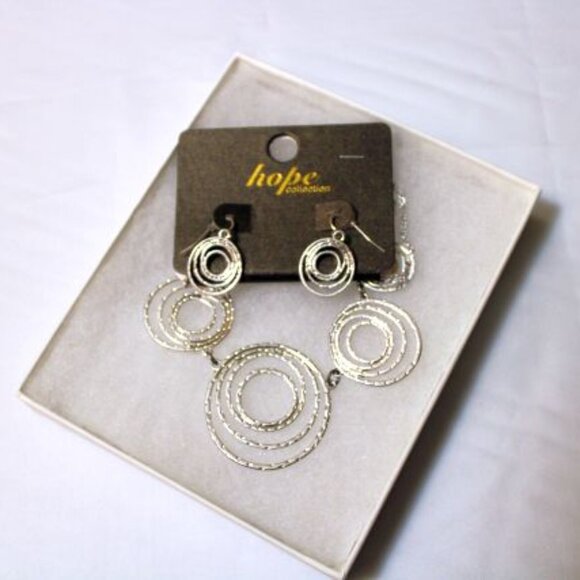 Women's Hope Collection Necklace & Earring Set - New - Picture 3 of 4